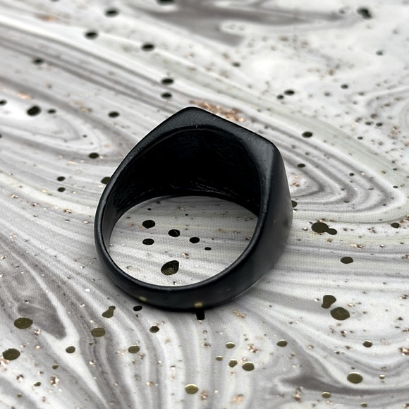 New Men’s Black Ring, Various Sizes - Picture 3 of 4